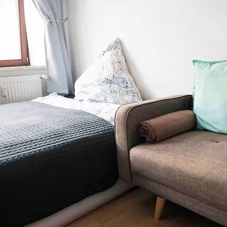 Moderne In Leipziger Altbau - Netflix Inklusive